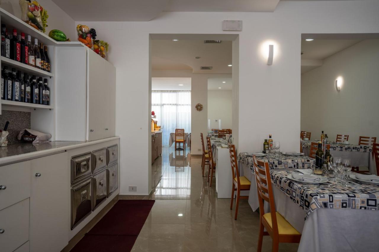 Hotel Eraclea Lido di Jesolo Ngoại thất bức ảnh
