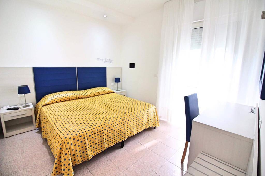 Hotel Eraclea Lido di Jesolo Ngoại thất bức ảnh