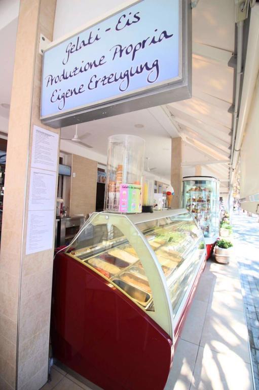 Hotel Eraclea Lido di Jesolo Ngoại thất bức ảnh